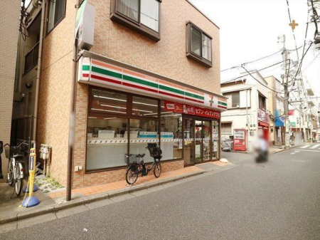 周辺環境 セブンイレブン　小平駅南店 徒歩9分。 660m