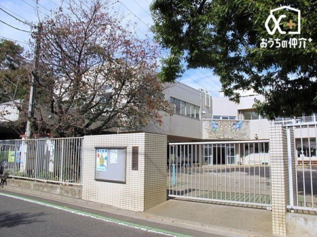 周辺環境 所沢若草幼稚園 徒歩7分。西武新宿線「新所沢駅」が最寄りの保育園でございます。 550m