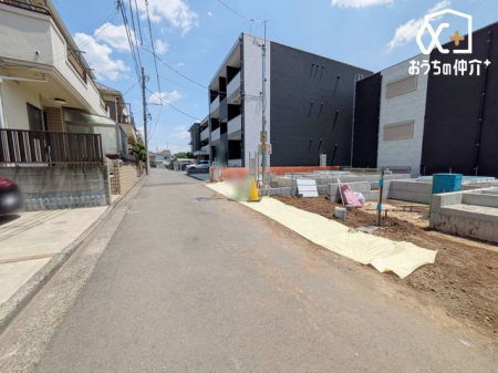 現地外観写真 自然と利便性が調和した住環境で、毎日の暮らしが心地良く感じられます。