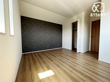 その他内観 家族みんなが個室を持てる間取です。