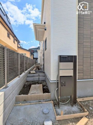 玄関 外から見た玄関まわりの様子です。是非現地に足を運んでいただきご覧くだささい。