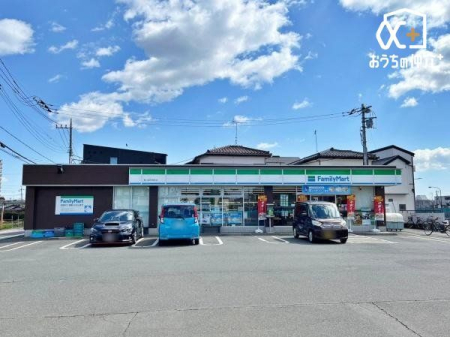 周辺環境 前沢幼稚園 東久留米こども園 徒歩5分。幼稚園と保育園の機能を併せ持ち、就労などのご家庭の状況に合わせて、5～11時間の保育を行っています 340m
