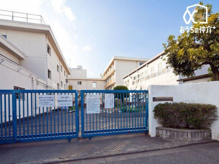 周辺環境 小平市立小平第一中学校 徒歩13分。 980m
