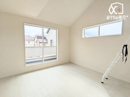 寝室 寝室にオススメな8.75帖洋室の様子です。