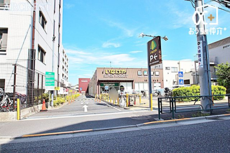 周辺環境 いなげや下石神井店 徒歩16分。 1210m