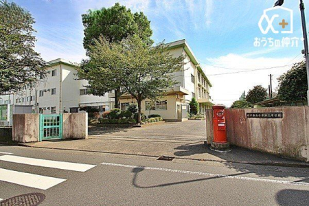 周辺環境 小平市立小平第三中学校 徒歩7分。 550m