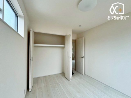 周辺環境 東久留米学園町郵便局 徒歩8分。窓口営業時間：9:00-17:00(郵便・保険は16:00迄) 640m