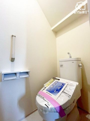 現地外観写真 車通りの少ない落ち着いた住環境です。小さなお子さまをお持ちのご家族も安心です。