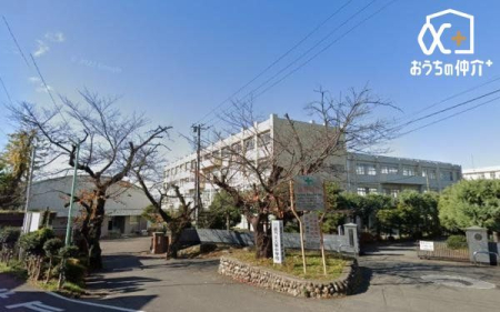 周辺環境 川越市立大東中学校 徒歩11分。一人一人の子どもを大切にしながら、大切なことを教える 840m