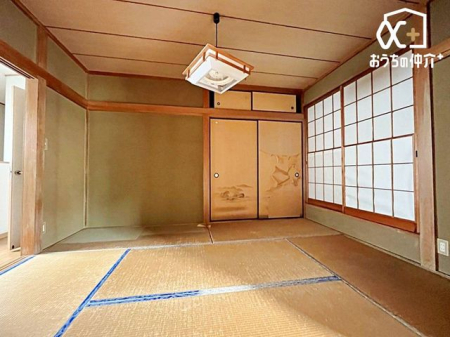 その他内観 ベランダに面した和室です。