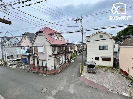 その他 バルコニーからの眺望です！天気の良い日には青空が広がります！