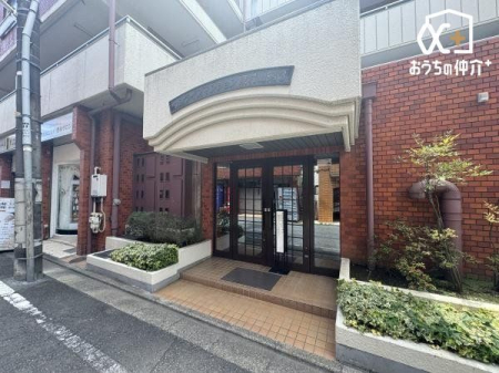 エントランス 綺麗に管理されたエントランス