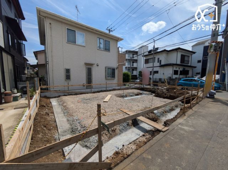 周辺環境 中山西公園 徒歩11分。小手指駅北口すぐの大きな公園です。 880m