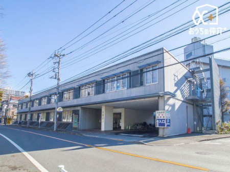 周辺環境 医療法人財団緑秀会田無病院 徒歩13分。診療時間：午前 9:00～　午後 13:30～ 休診日：土曜午後、日、祝日、年末年始、 1040m