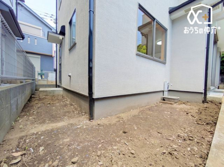 周辺環境 すずらん幼稚園 徒歩22分。バス停から徒歩4分 1740m