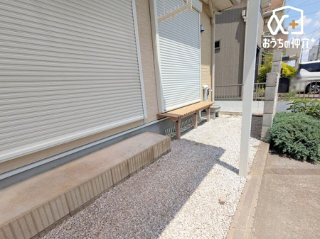 その他 自分好みの空間を演出できる庭先。