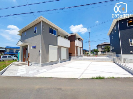 周辺環境 徒歩5分。【金子駅（ＪＲ八高線）】 車椅子対応のトイレ・入り口あり 八王子駅まで35分 390m