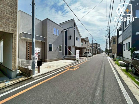 現地外観写真 北西側5.3ｍ公道に面しています。