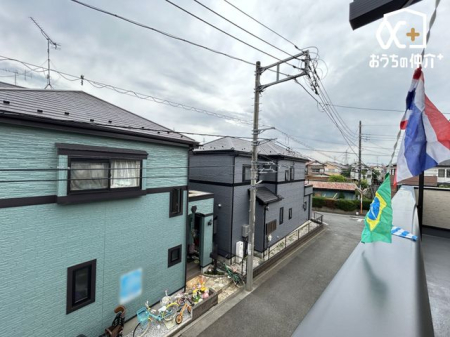 周辺環境 東村山市立久米川東小学校 徒歩3分。久米川町一丁目1から49、二丁目、三丁目30から41、五丁目1から16、17の1から6、17の8、17の12から33、25 200m