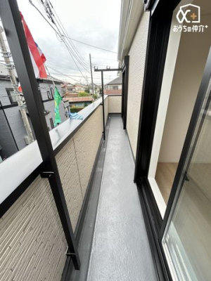 周辺環境 ウエルシア東村山久米川２丁目店 徒歩6分。【営業時間】9時-24時 440m