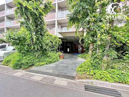周辺環境 諏訪小学校 徒歩21分。山室1-2、諏訪1-2、鶴馬1、羽沢、大字鶴馬の一部区域 1620m