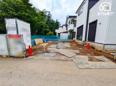 周辺環境 Olympic所沢西店 徒歩9分。駐車場が広く行きやすいホームセンター、いなげやと隣接しており、取扱商品も豊富です。ペットコーナーもございます。 670m