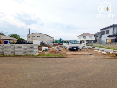 現地土地写真 建築条件なしなのでお好きなハウスメーカーで建築可能です。
