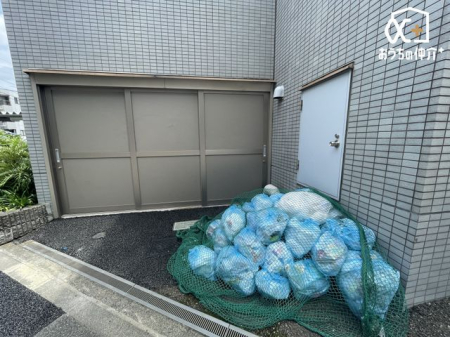 周辺環境 久米川幼稚園 徒歩4分。【保育時間】8:30-14:00（延長18:30まで） 【定員】360人 【受入年齢】3歳児から就学未満児 280m