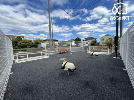 ӊ 쉖тł񂵂|Pbgp[N k4BVKJňłByVz蕨Ex` 300m