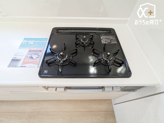 �L�b�`�� �����ɒ������ł��Ă��������͂��ǂ�3���R�����̃L�b�`���ł��B�������͖����̂��ƂȂ̂Ō����ǂ����������ł���̂͊������ł��ˁB