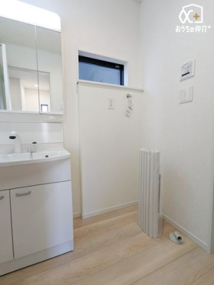 ���ʑ�E���ʏ� ����������ʕ����ǍD�ȃ����h���[�X�y�[�X�ł��B