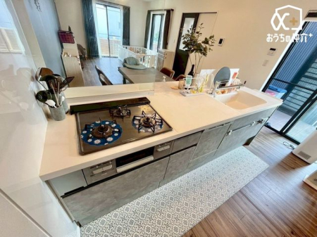 Lb` `Kitchen`yjṼI[vLb`BsAAXy[X肵Ă܂Bt̃Jbv{[ĥ|CgłˁB