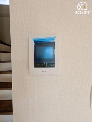 ̑ hƖʂłSTVj^[tC^[złB