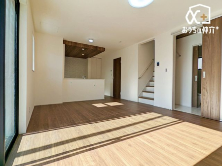 rO ݂̂i`eCXgLDKB̂т肭낮\t@₨Hyރ_CjOZbguĂ͂܂B