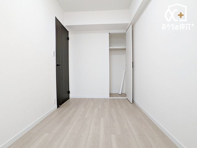 q qƂĂ\ȍL邨łBƑẌ炬̋ԂmۂłAvCx[gȃxbh[͕炷̊őグ̂łB