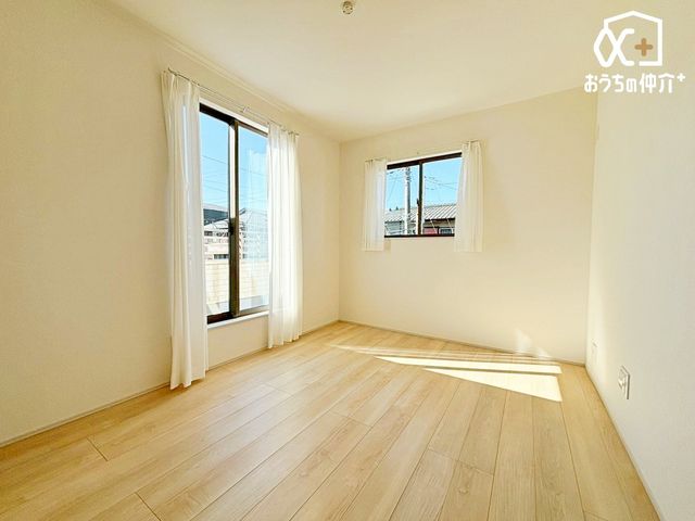 ���̑����� ���r���O