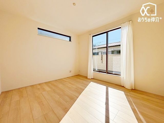 ���̑����� ���r���O