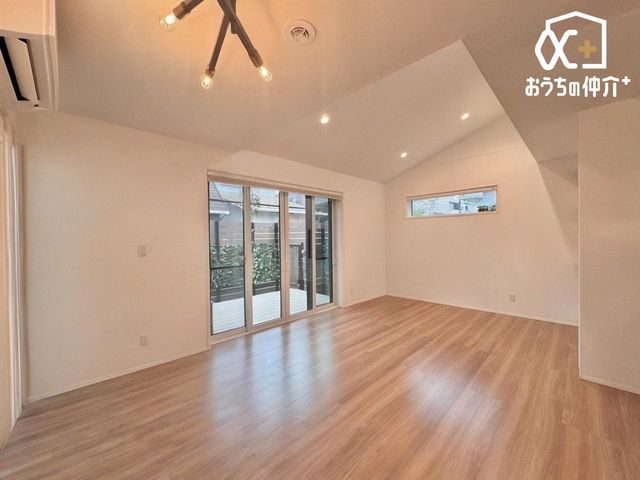 rO rÕEbhfbLPOINT{摜͉ƋCGŏ摜̈׌Ƃ͈قȂꍇ܂