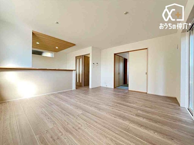 rO Ƒ݂Ȃu₩Ɍ₩ɉ߂悤ɁAD荞񂾃rO_CjOB㎿ȉɕ܂AKŉ₩ȃvCx[gԂłB