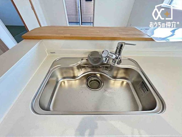  LXƂVN̗lqłB􂢕VŃA̐􂢕yĂ܂B