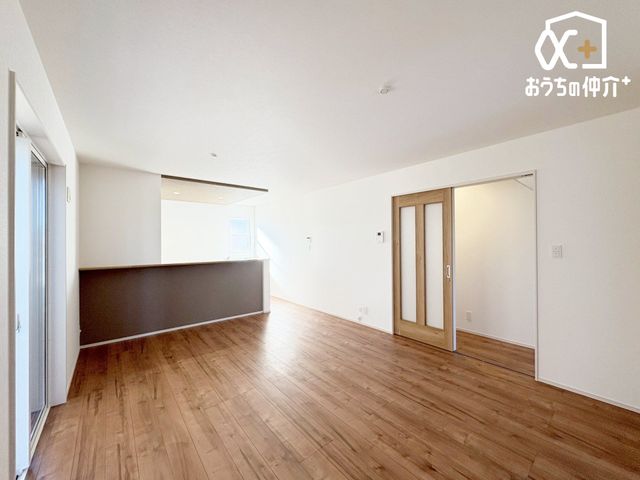 rO Ƒ݂Ȃu₩Ɍ₩ɉ߂悤ɁAD荞񂾃rO_CjOB㎿ȉɕ܂AKŉ₩ȃvCx[gԂłB