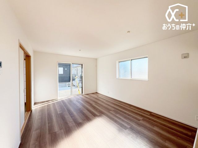 rO Ƒ݂Ȃu₩Ɍ₩ɉ߂悤ɁAD荞񂾃rO_CjOB㎿ȉɕ܂AKŉ₩ȃvCx[gԂłB