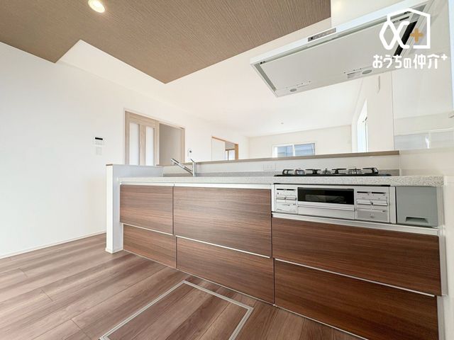 Lb` 3RƃOtł̕L܂B@YɂȂ邨ȒPLb`pl_BLb`A_CjOʏւ̓ZAƎAbvI