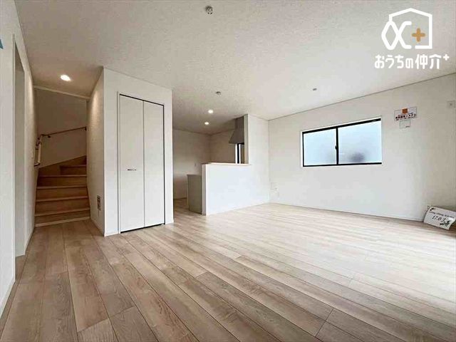 rO rOCKiŉƑRƏW܂郊rOB