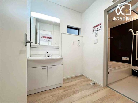 ʑEʏ ̂Ƒ݂ȂgʎBZɂ͎g₷ʂŁAXeLȈ̃X^[g܂傤B