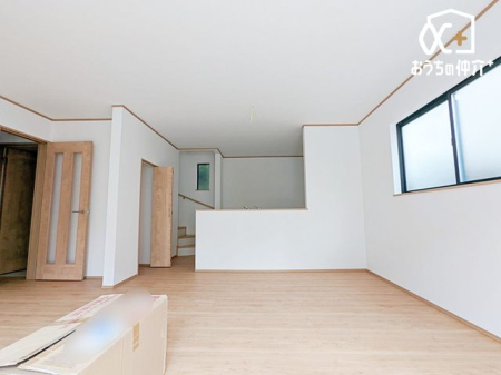 rO 邢z˂݁AƑc̎߂rO_CjOBAnɂėzm߂B