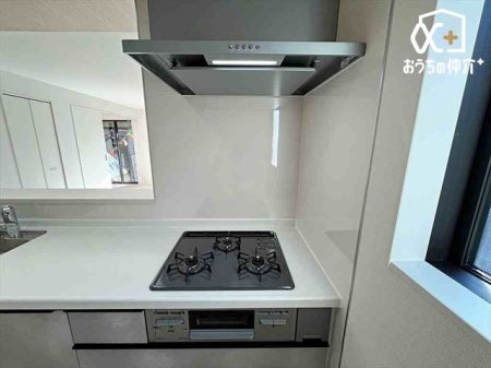 Lb` OR̗lqłBu߂Eύޓ̍ƂɏoRłB