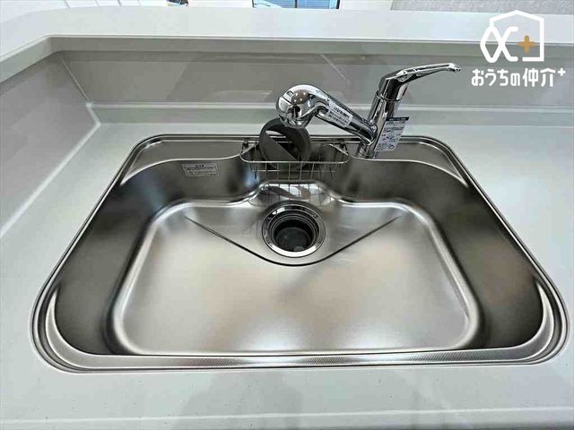 Lb` LXƂVN̗lqłB􂢕VŃA̐􂢕yĂ܂B