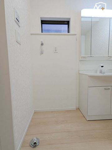 ���ʑ�E���ʏ� ����������ʕ����ǍD�ȃ����h���[�X�y�[�X�ł��B