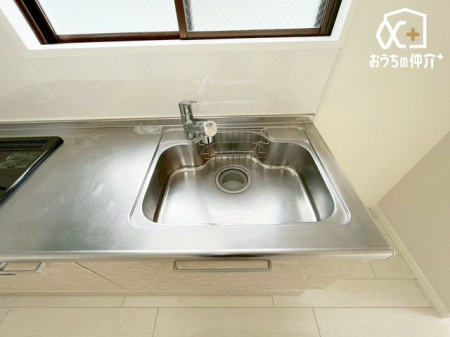 Lb` LXƂVN̗lqłB􂢕VŃA̐􂢕yĂ܂B